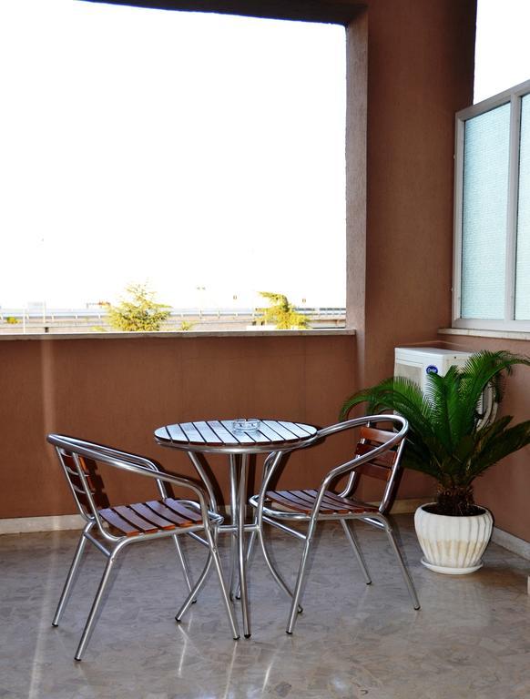 Hotel A-14 Modugno Δωμάτιο φωτογραφία